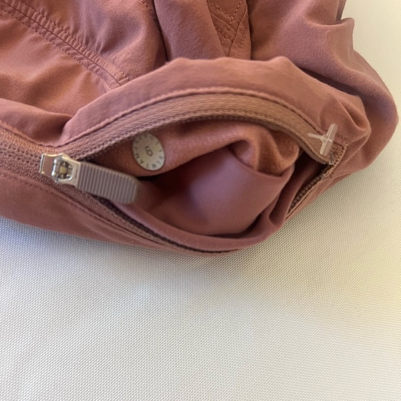 Vintage Lulu shorts with mesh and scallop hem - Picture 2 of 6